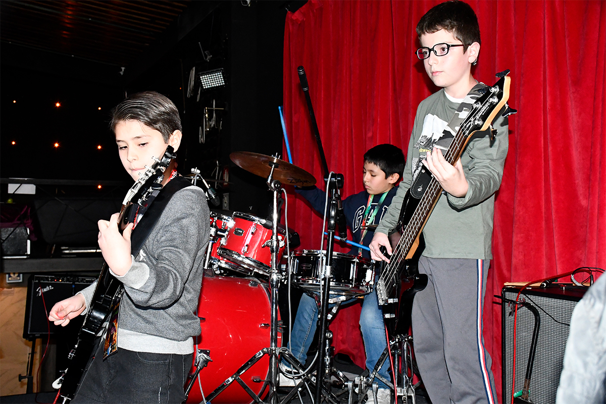 event-img
